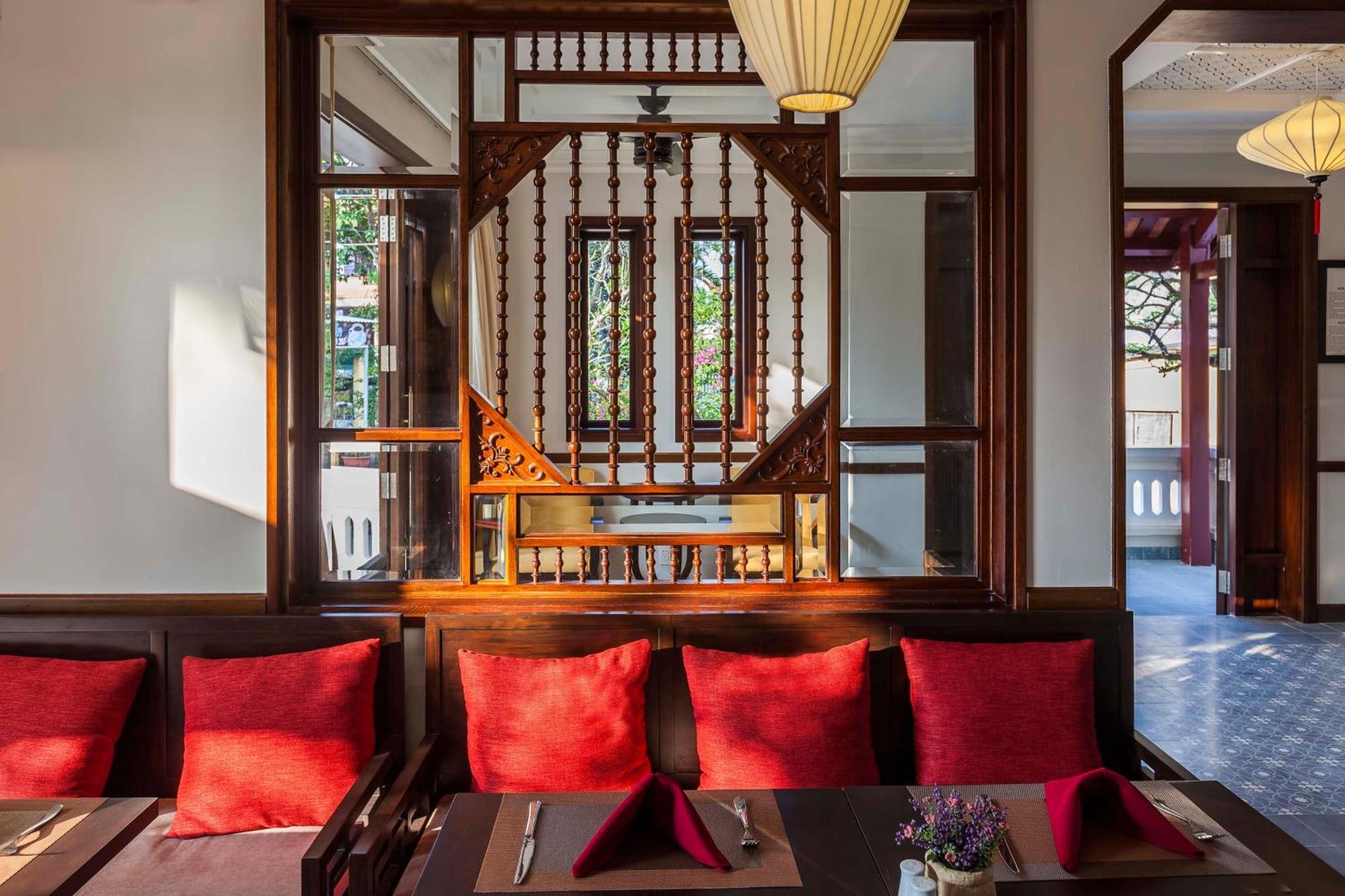 Cozy Savvy Boutique Hotel Hoi An Exterior foto Interior of the restaurant